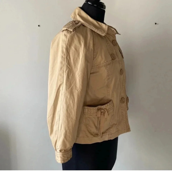 American Eagle | Crop Button Down Coat - Picture 3 of 8